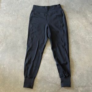 Lululemon black joggers